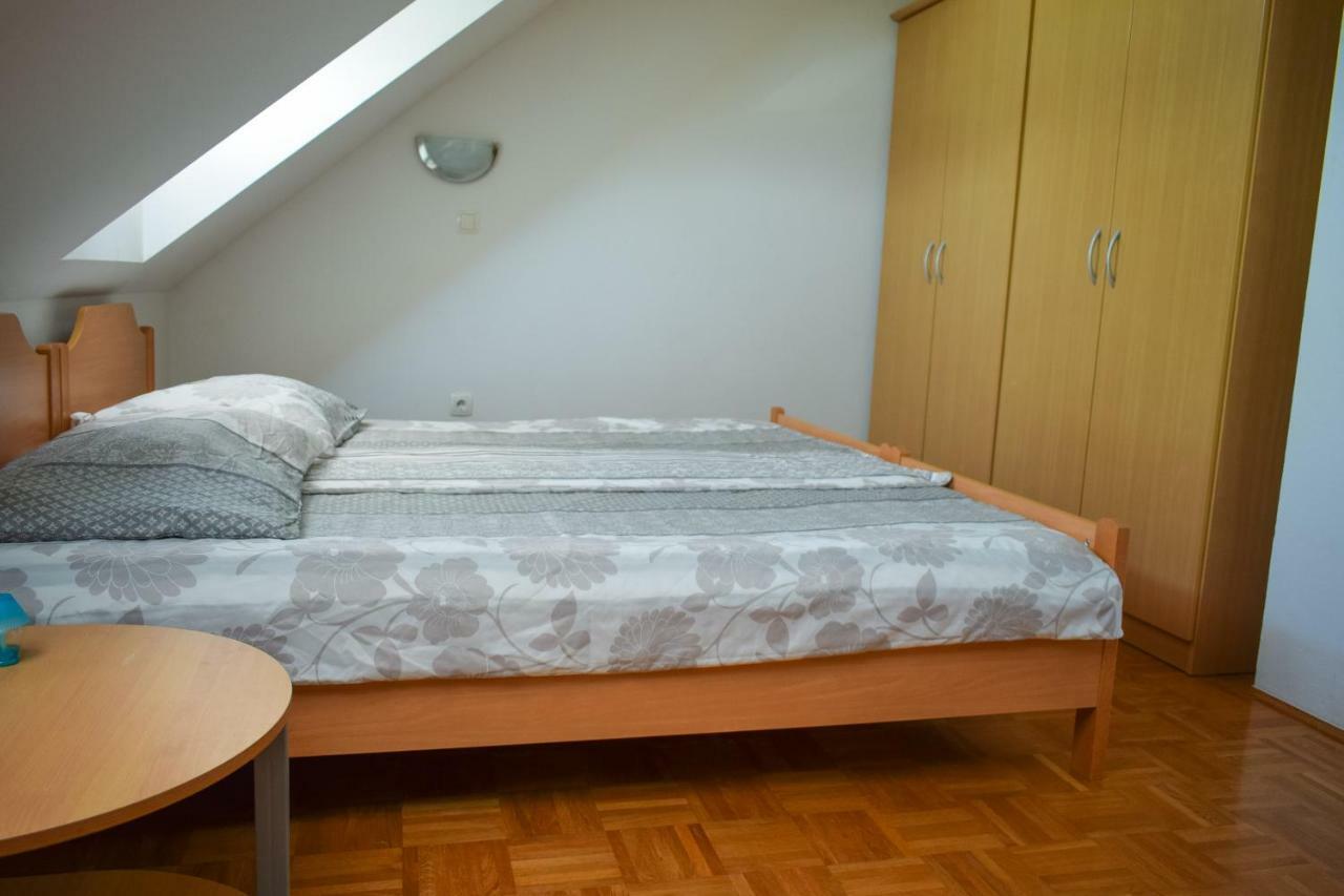 Farm Stay Zevnik Brezice Luaran gambar