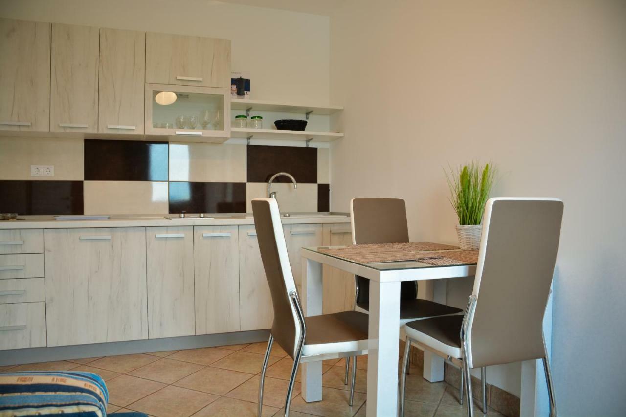 Farm Stay Zevnik Brezice Luaran gambar